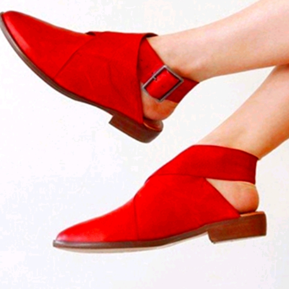 Red leather Z-Wrap Big buckle slip on